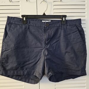 Old Navy Women's Navy Casual Shorts - Size 16